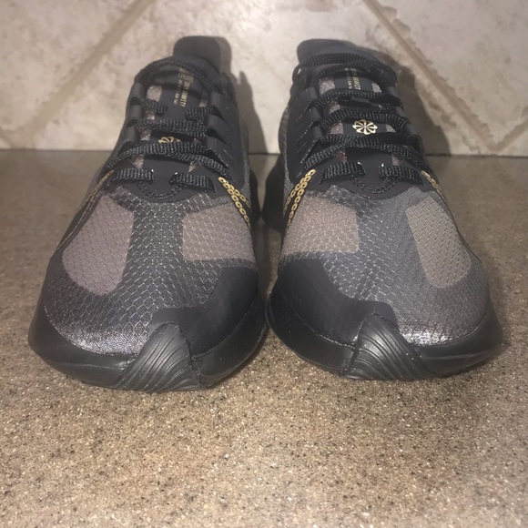 🆕Nike Zoom Gravity “Glam Dunk” Metallic Sneakers - Picture 4 of 12